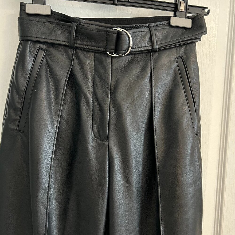 Babaton Black Faux Leather Belted Pants Relaxed Tapered Barrel High Rise  SZ 0